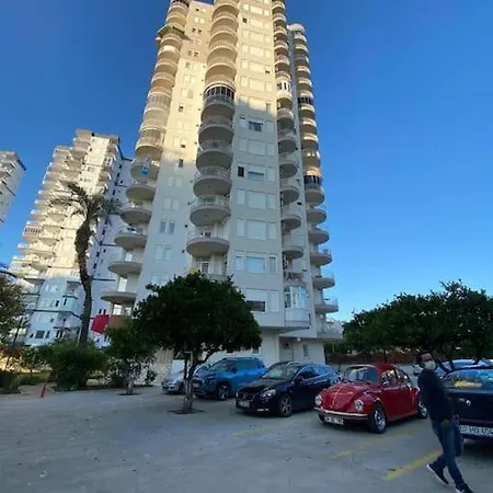 Appartement Deniz Manzarali Havuzlu Full Esyali Kiralik Daire